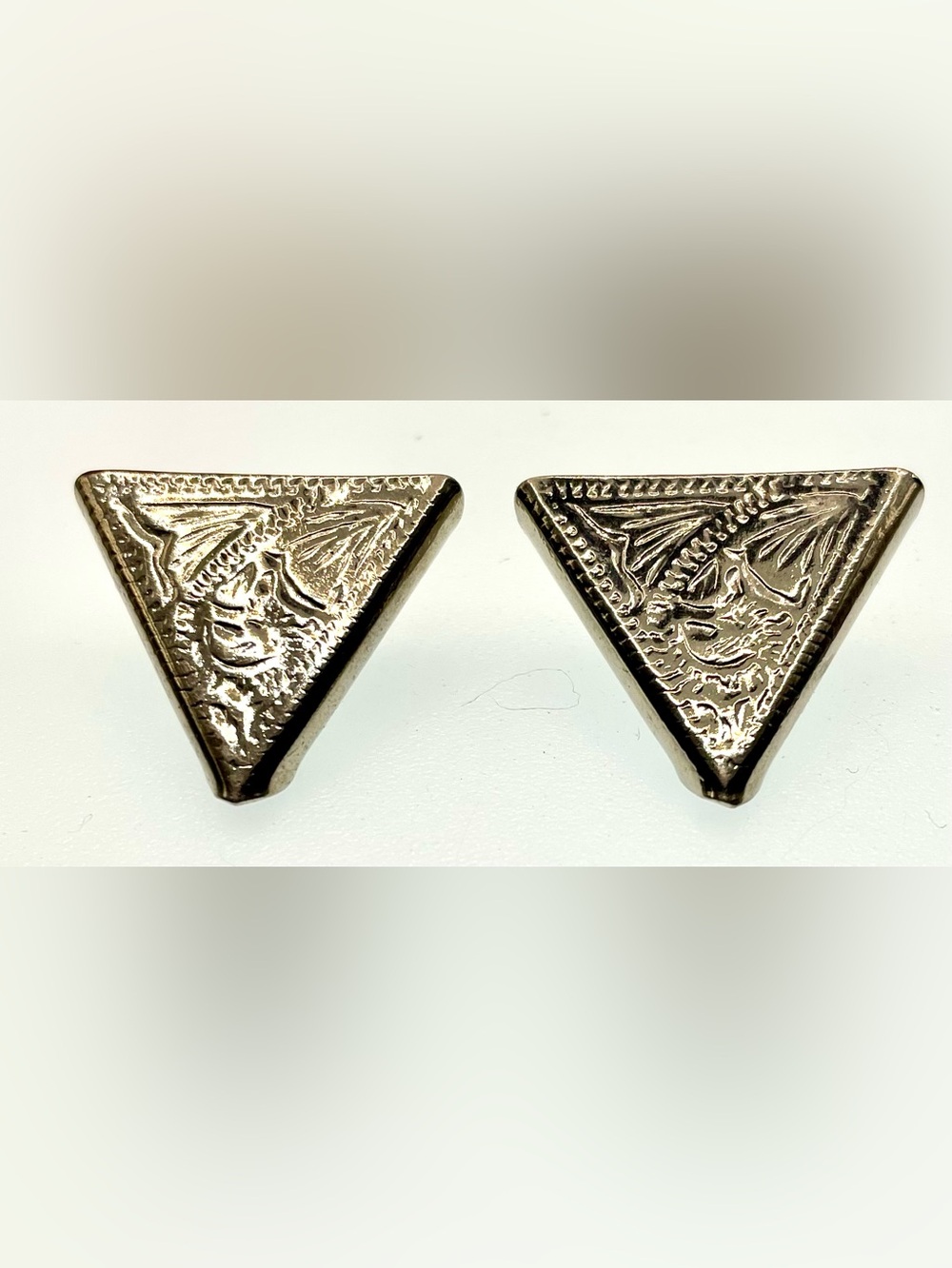 Vintage Triangle Collar Clips Pair Silver Tone Engraved Geometric Western